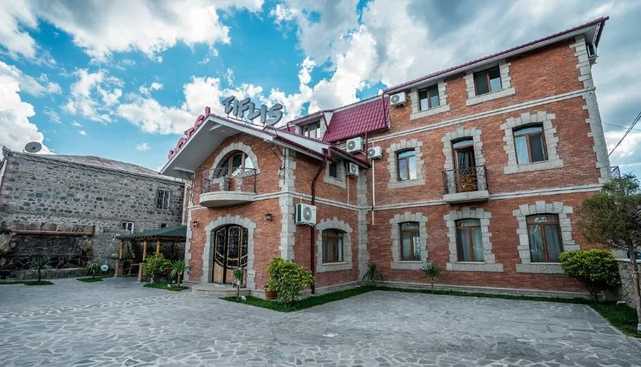 Hotel Tiflis — Photo 14