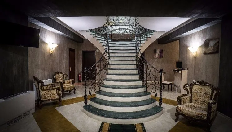 Hotel Tiflis — Photo 18