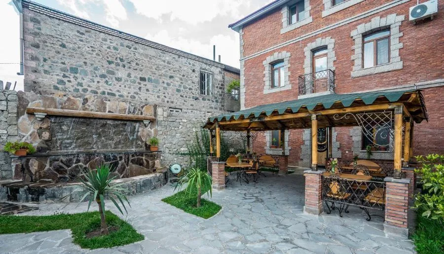Hotel Tiflis — Photo 25