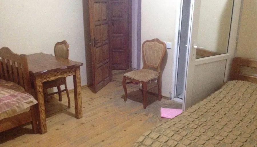 Tbili Kera — Photo 14