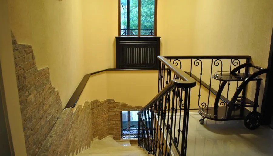 OLD TELAVI — Photo 18