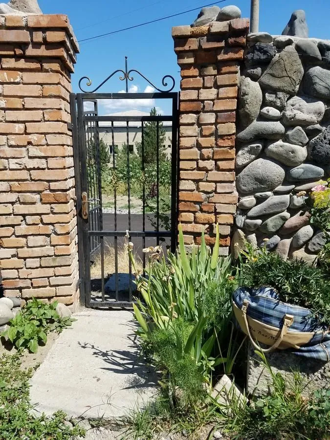 EDEMI — Photo 9