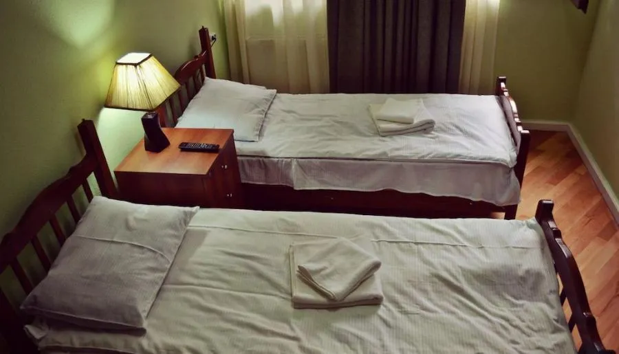 Hotel Check-in — Photo 22