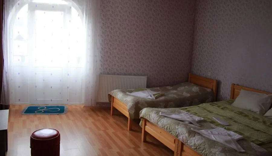 Merry's House — Photo 36