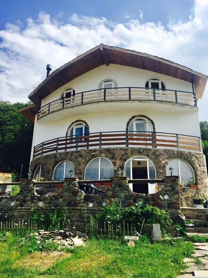 Merry's House — Photo 15