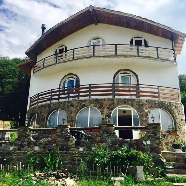 Merry's House — Photo 17