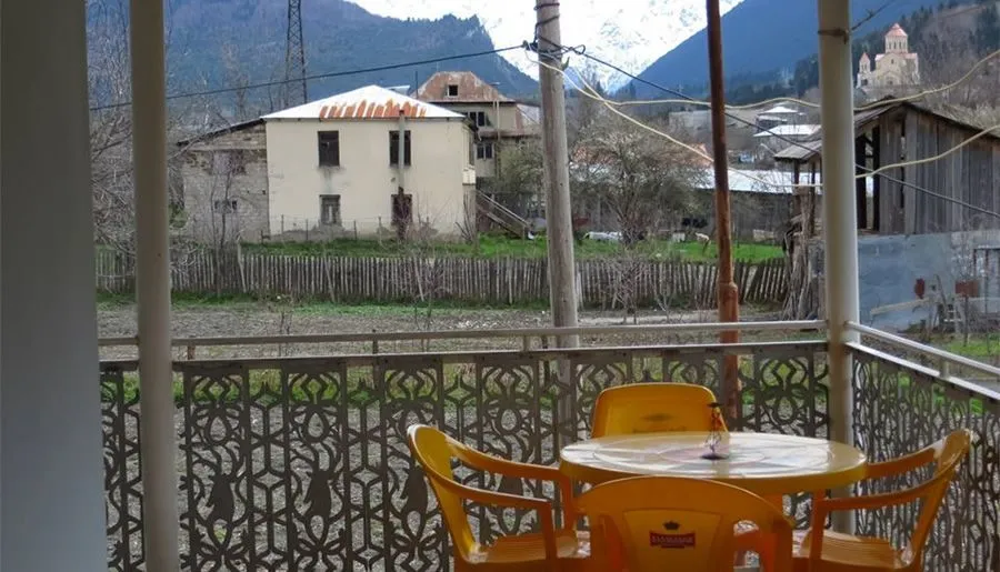 Golden Mountains House — Photo 15