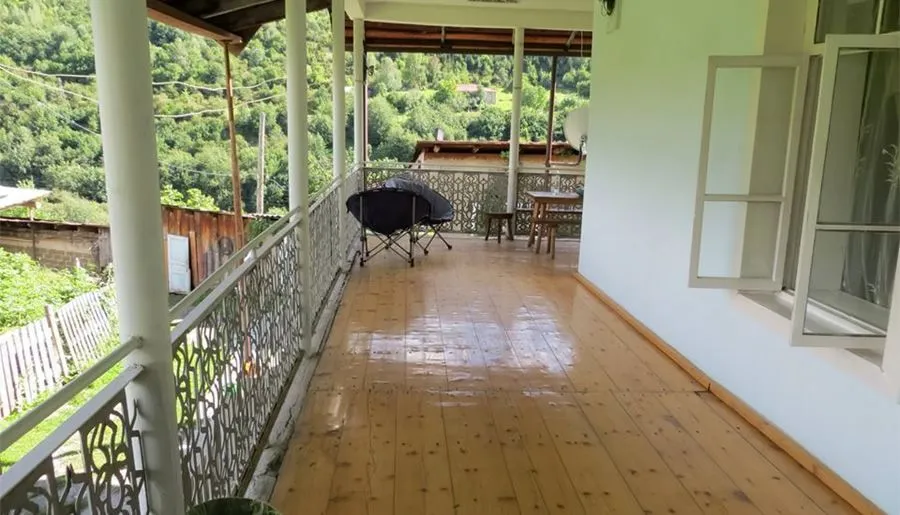 Golden Mountains House — Photo 25