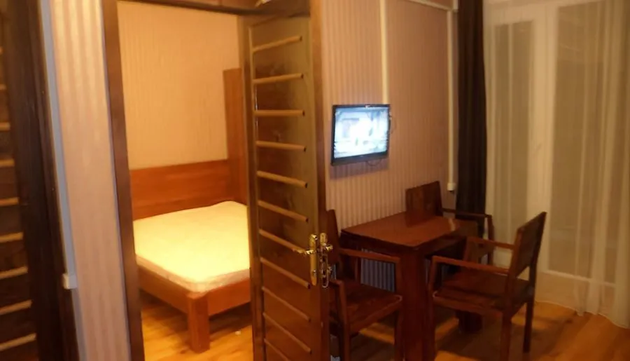 Mgzavrebi apt 207 — Photo 13
