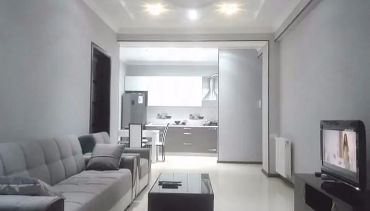 Apartment on Mirotadze 13 — Photo 3