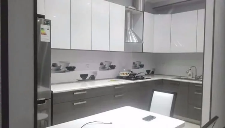 Apartment on Mirotadze 13 — Photo 4