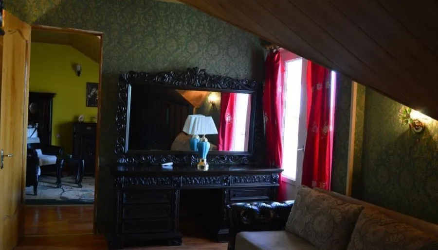 Hotel Brothers — Photo 16