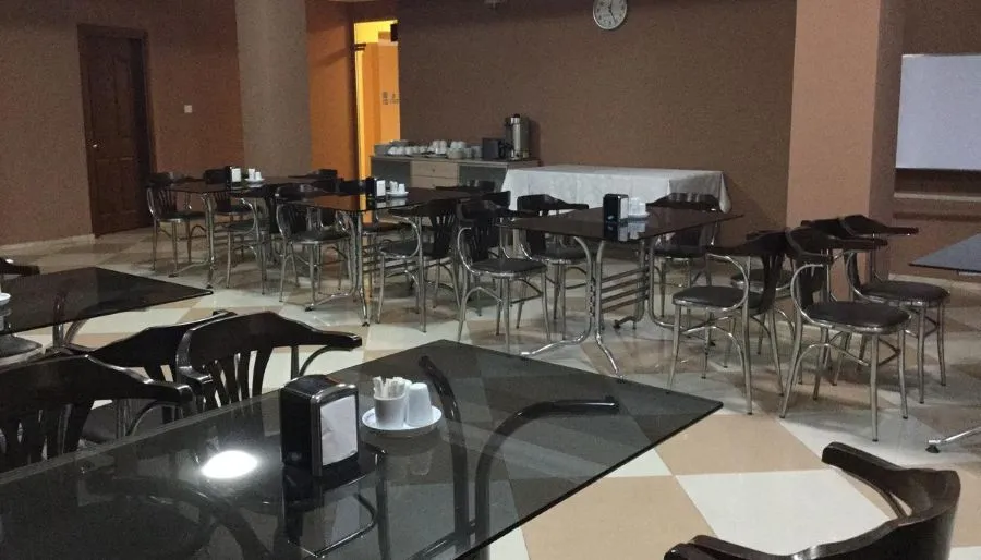 Prestige Hotel — Photo 8
