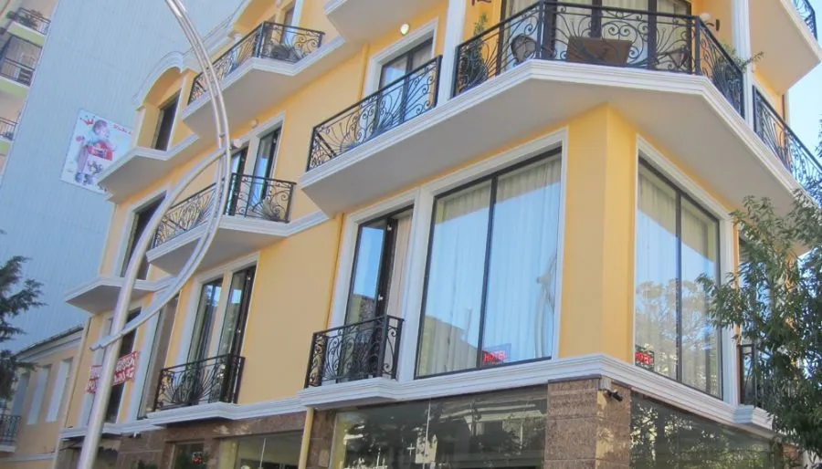Eiffel Hotel — Photo 17