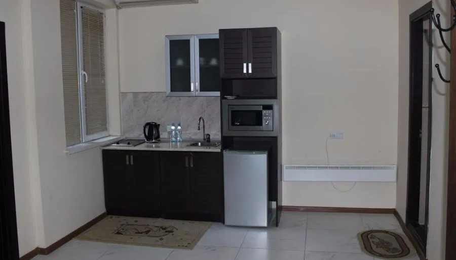 Hotel Mgzavrebi Batumi — Photo 9