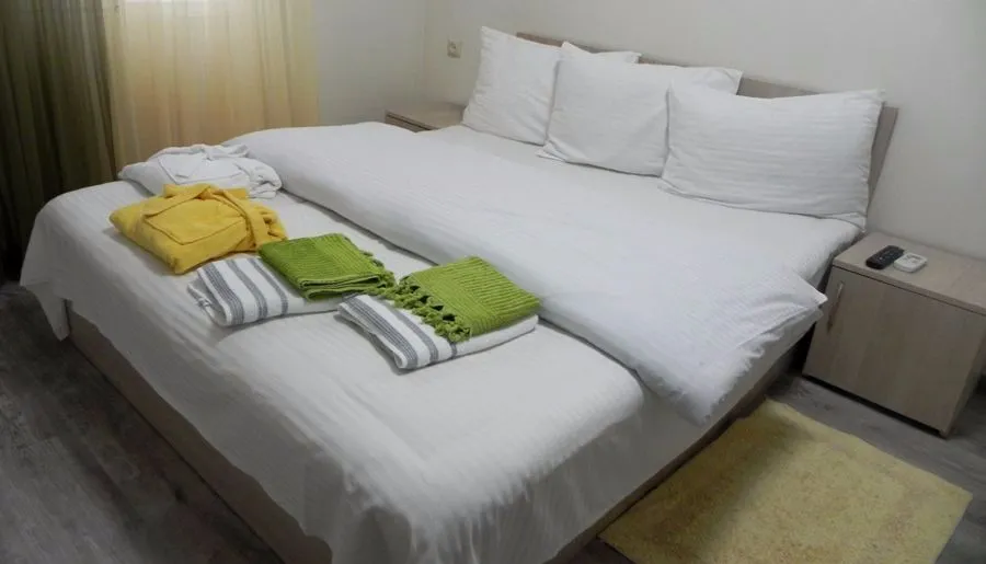 Hotel Leon — Photo 35