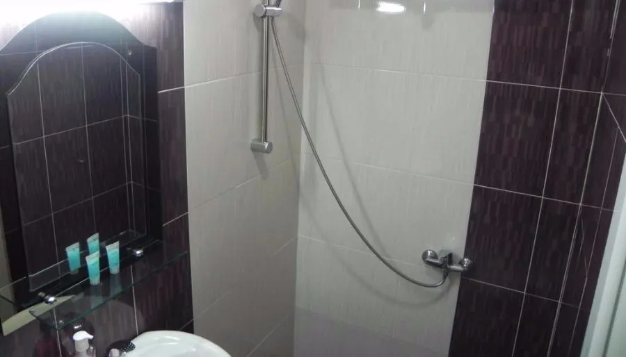Hotel Leon — Photo 33