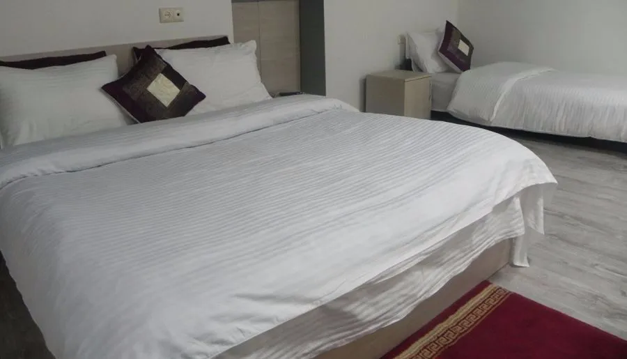Hotel Leon — Photo 45