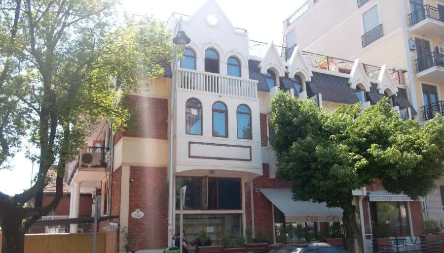 Old City Hotel — Photo 15