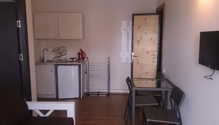 Mgzavrebi apt 403 — Photo 15