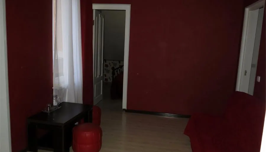 Guesthouse in Likani — Photo 22
