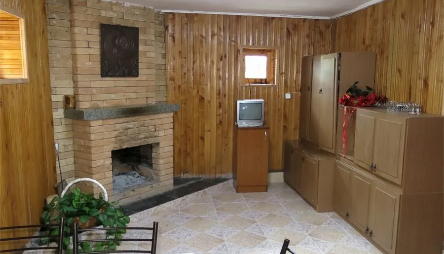 Guesthouse in Likani — Photo 1