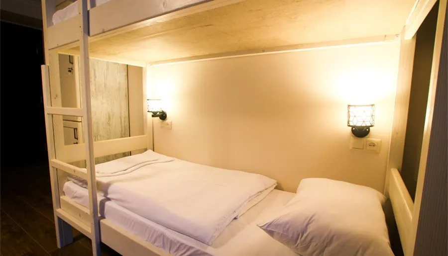 Hotel Tbilisi Central by Mgzavrebi — Photo 42