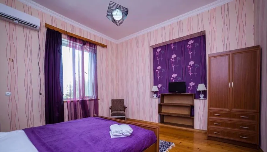 Green House Telavi — Photo 22
