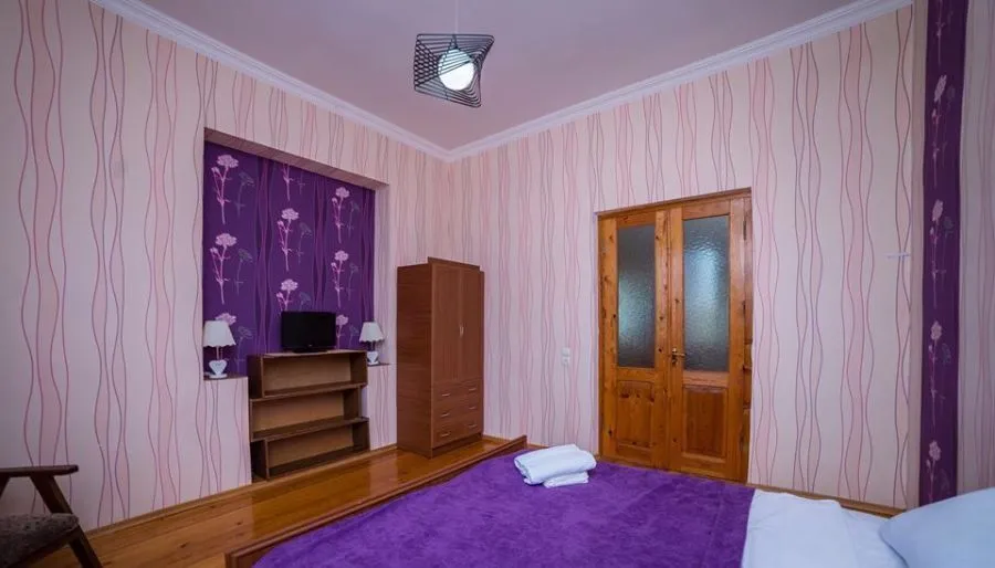 Green House Telavi — Photo 18