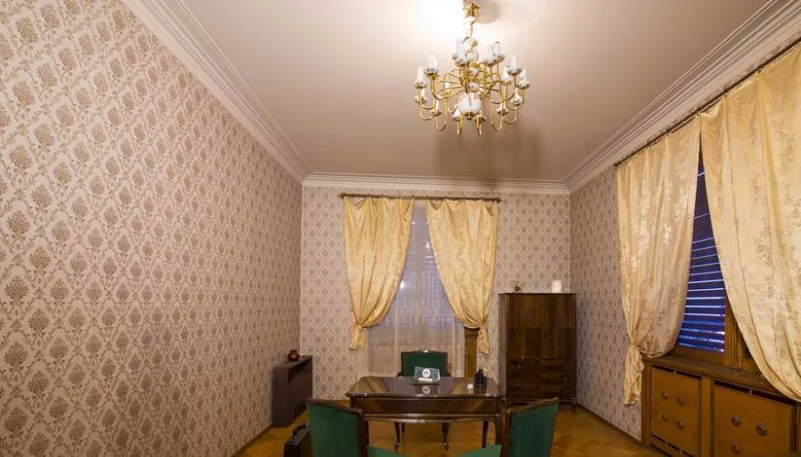 Guest House Top Floor — Photo 22