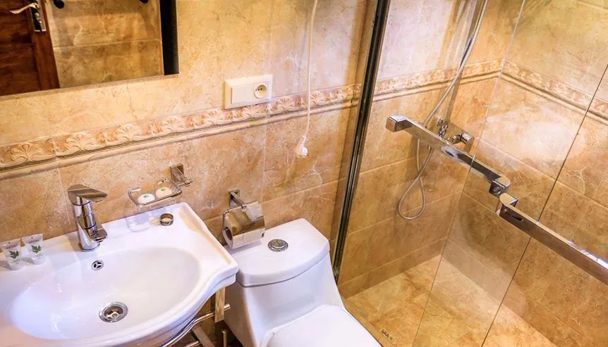 Hotel Iveria — Photo 51