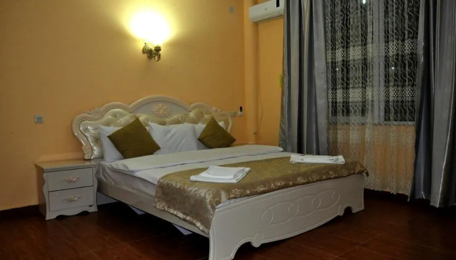 White Palace — Photo 36