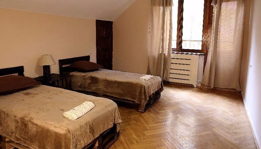 Vintage Guest House — Photo 11