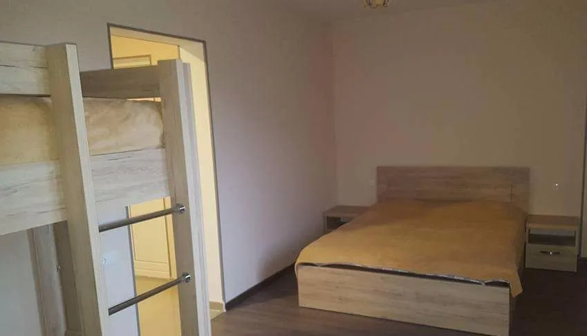 Gold House — Photo 12