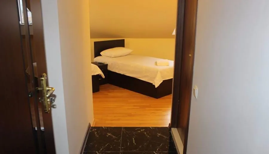 My Warm Guesthouse — Photo 17