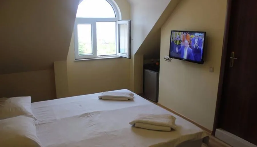 My Warm Guesthouse — Photo 24