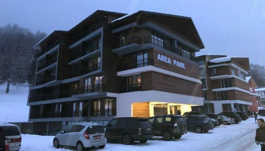 Luxe Apartments — Photo 1