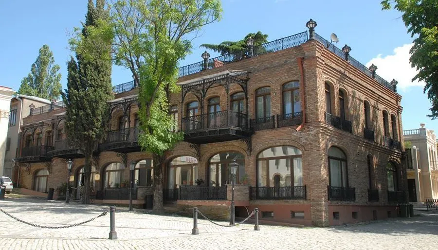RCHEULI PIROSMANI — Photo 21