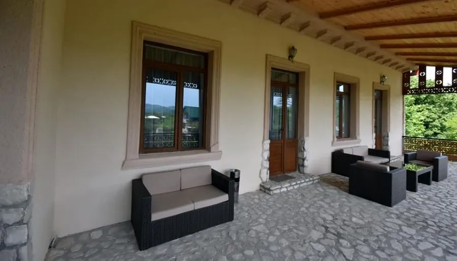 Wine house & L'Auberge Dadianebi — Photo 38