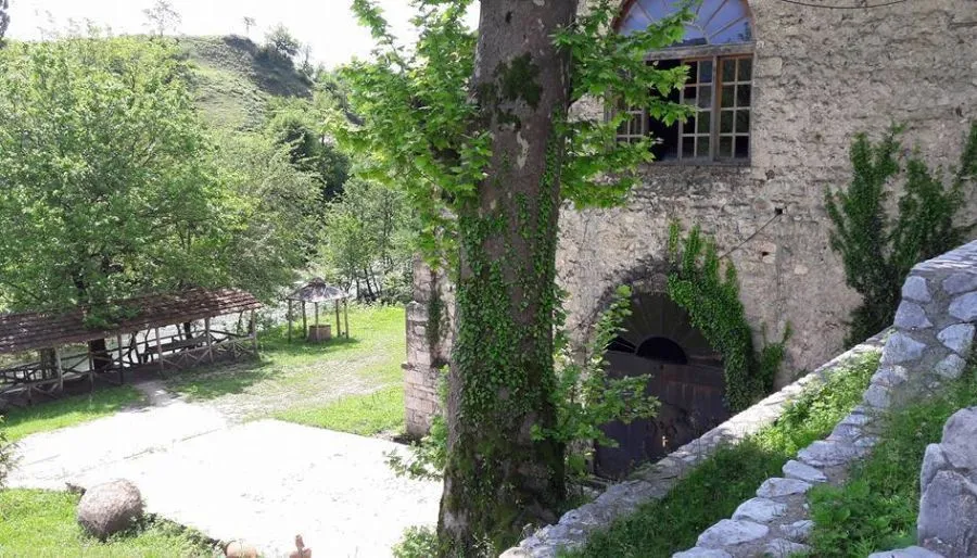 Wine house & L'Auberge Dadianebi — Photo 19