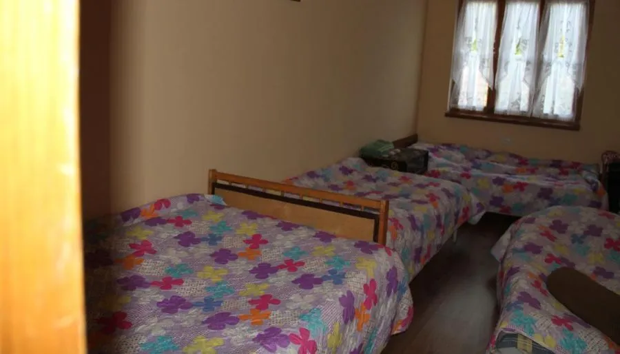Marine's Guest House — Photo 32