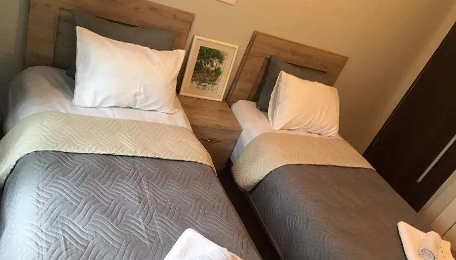 Room 4 U — Photo 18
