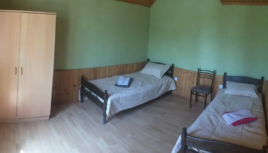 LASHTANI — Photo 39